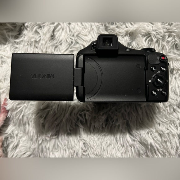 Minolta Camera - Picture 5 of 14